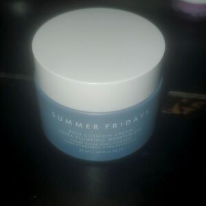 Summer fridays plumping moisturizer